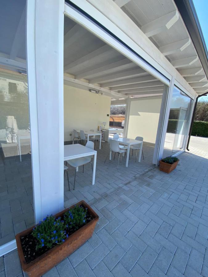 Rta La Pineta Aparthotel Sarzana Exterior photo